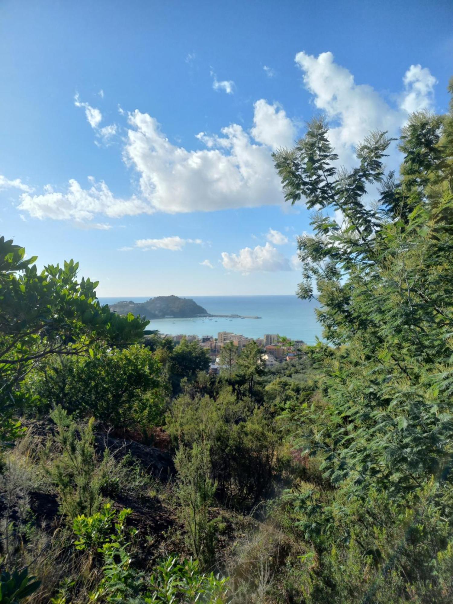 Cinque Terre & Portofino Apartment In Sestri Levante Exterior photo